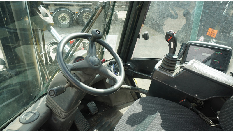 Hyster H16.00XM-12 WITH CONTAINER SYSTEM - Construction machinery: picture 4 Hyster H16.00XM-12 WITH CONTAINER SYSTEM - Construction machinery: picture 4