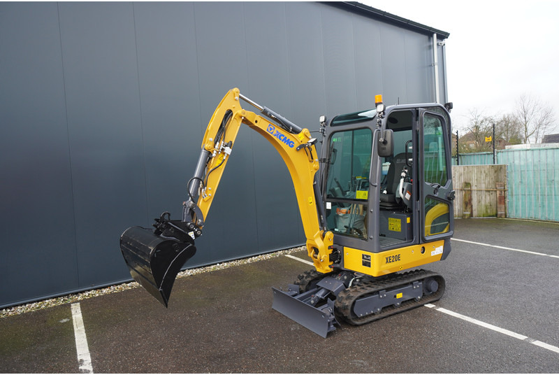 XCMG XE20E MINI CRAWLER DIGGER WITH BUCKETS - Construction machinery: picture 3 XCMG XE20E MINI CRAWLER DIGGER WITH BUCKETS - Construction machinery: picture 3