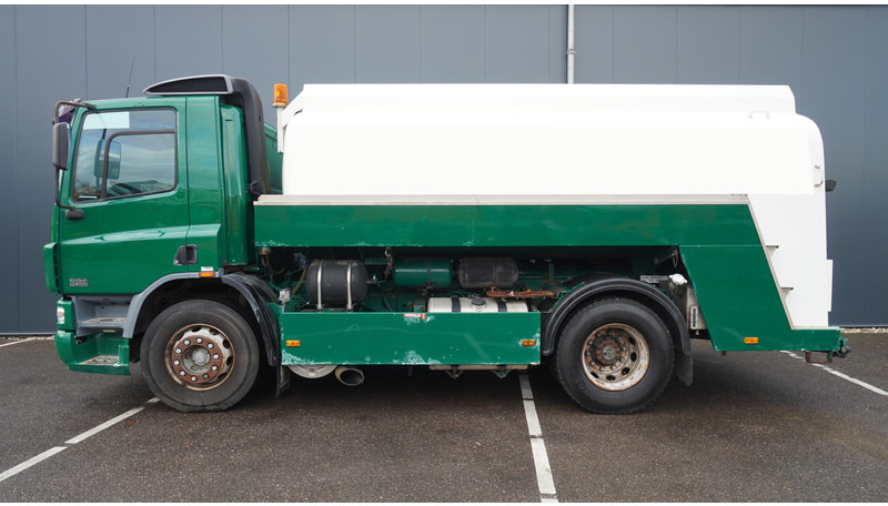 DAF 75.250 FUEL TANK TRUCK 11.300LTR 783.400KM - Tanker truck: picture 1 DAF 75.250 FUEL TANK TRUCK 11.300LTR 783.400KM - Tanker truck: picture 1