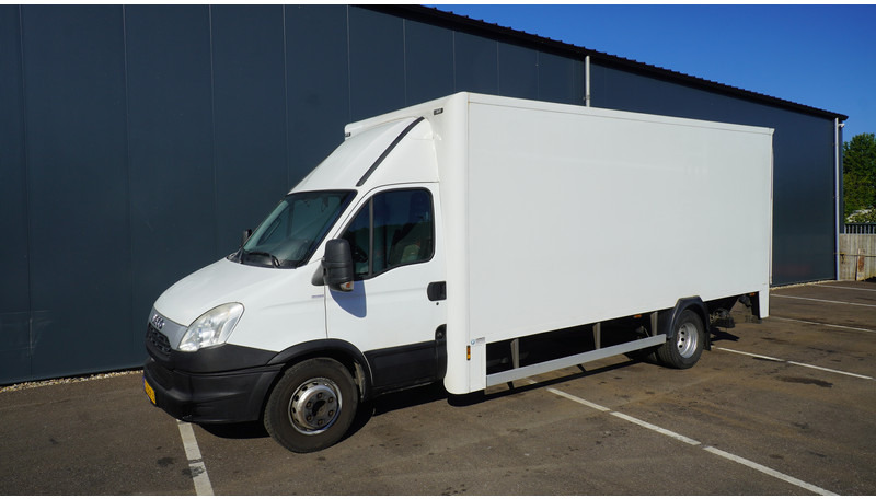 Iveco DAILY 70C17 CLOSED BOX 185.500KM - Box truck: picture 3 Iveco DAILY 70C17 CLOSED BOX 185.500KM - Box truck: picture 3