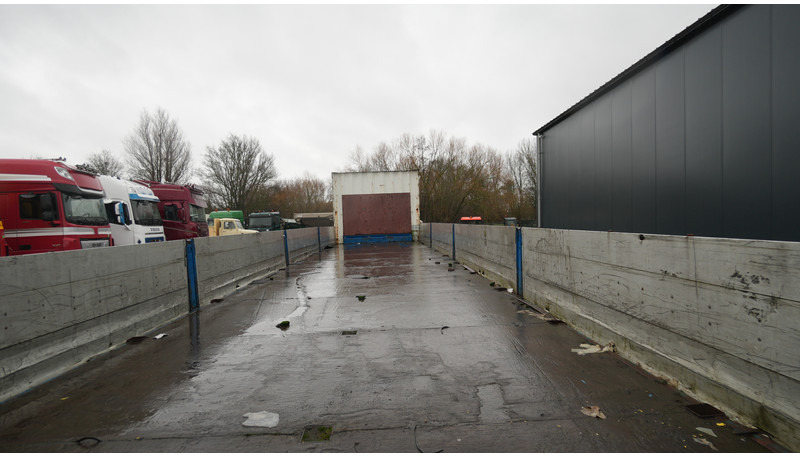 Krone Open box trailer with aluminium side boards - Dropside/ Flatbed semi-trailer: picture 4 Krone Open box trailer with aluminium side boards - Dropside/ Flatbed semi-trailer: picture 4