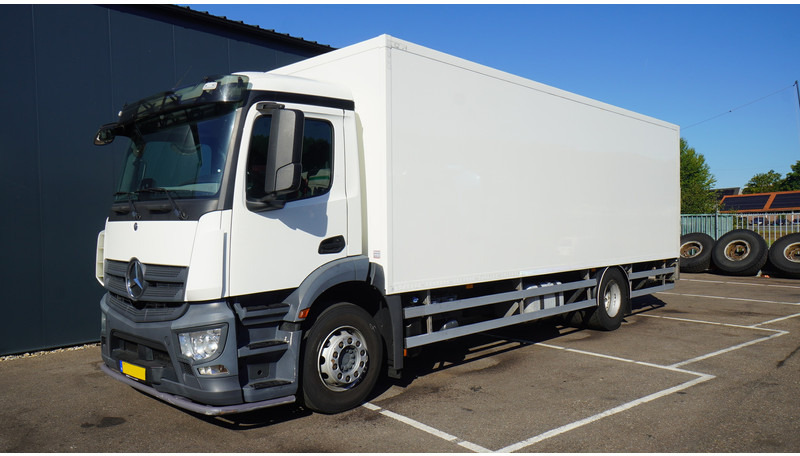 Mercedes-Benz ANTOS 1924 CLOSED BOX 462.000KM - Box truck: picture 3 Mercedes-Benz ANTOS 1924 CLOSED BOX 462.000KM - Box truck: picture 3