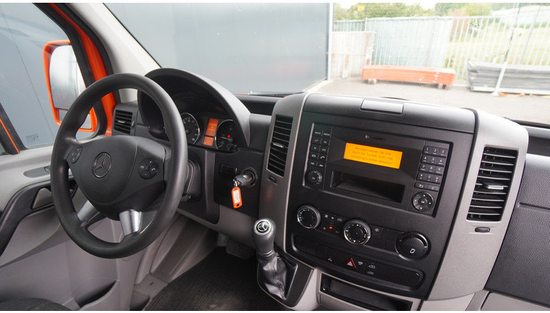 Mercedes-Benz Sprinter 309 CLOSED BOX - Closed box van: picture 5 Mercedes-Benz Sprinter 309 CLOSED BOX - Closed box van: picture 5