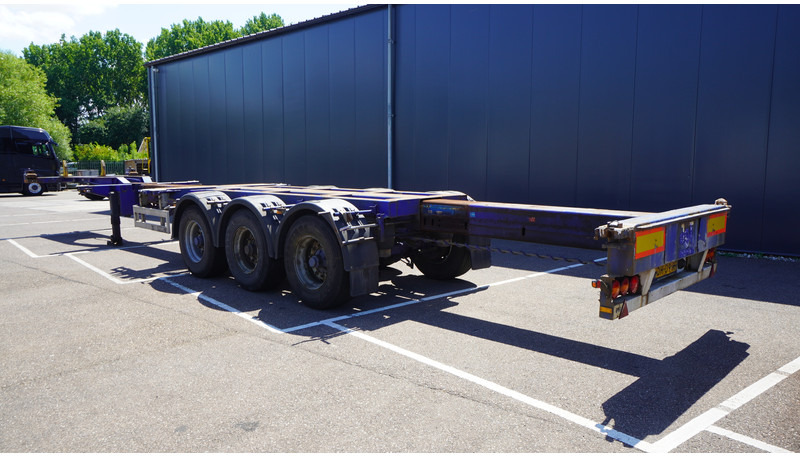 Pacton Extendable container transport trailer - Container transporter/ Swap body semi-trailer: picture 4 Pacton Extendable container transport trailer - Container transporter/ Swap body semi-trailer: picture 4