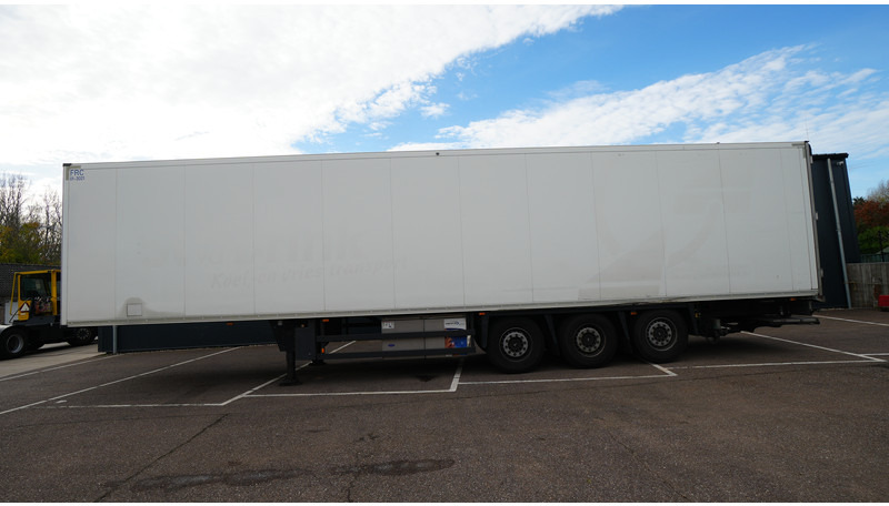 Schmitz Cargobull 3 AXLE FRIGO TRAILER - Refrigerator semi-trailer: picture 1 Schmitz Cargobull 3 AXLE FRIGO TRAILER - Refrigerator semi-trailer: picture 1