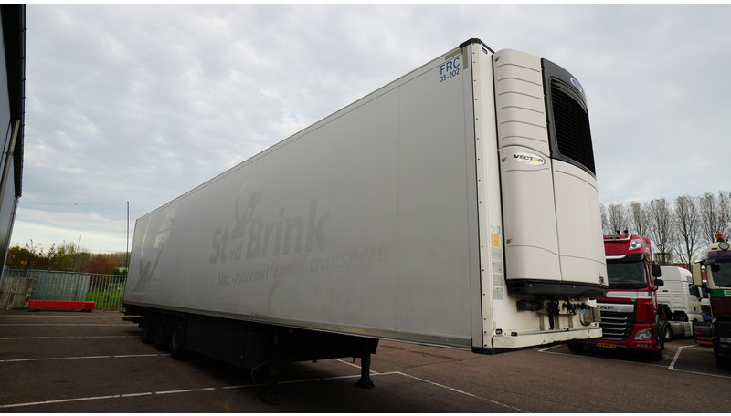 Schmitz Cargobull Refrigerated trailer - Refrigerator semi-trailer: picture 3 Schmitz Cargobull Refrigerated trailer - Refrigerator semi-trailer: picture 3