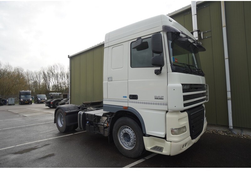 DAF XF 105.460 FT SPACECAB RETARDER PTO - Tractor unit: picture 4 DAF XF 105.460 FT SPACECAB RETARDER PTO - Tractor unit: picture 4