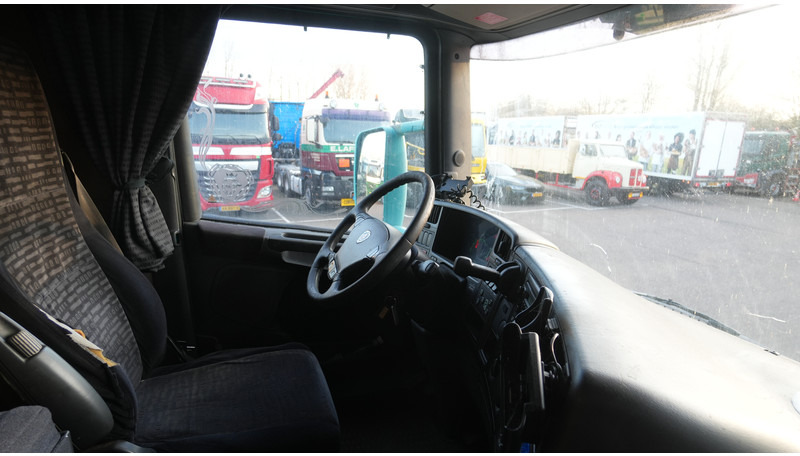 Scania R 420 3 PEDALS RETARDER - Tractor unit: picture 5 Scania R 420 3 PEDALS RETARDER - Tractor unit: picture 5
