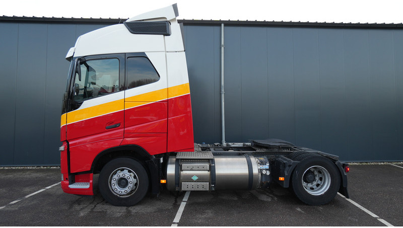 Volvo FH 420 LNG EURO 6 C 777.200KM - Tractor unit: picture 1 Volvo FH 420 LNG EURO 6 C 777.200KM - Tractor unit: picture 1
