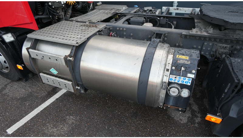 Volvo FH 420 LNG EURO 6 C GLOBETROTTER - Tractor unit: picture 5 Volvo FH 420 LNG EURO 6 C GLOBETROTTER - Tractor unit: picture 5