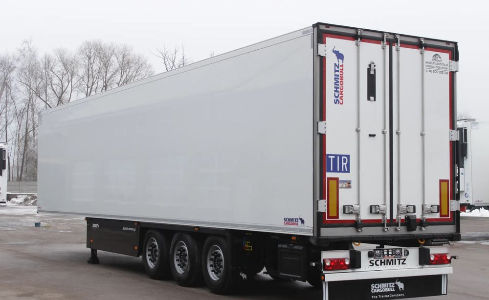 Schmitz Cargobull FP 60 V7 Thermo King SLXi 300 / JAK NOWA / ŚCIANA 7 CM / - Refrigerator semi-trailer: picture 2 Schmitz Cargobull FP 60 V7 Thermo King SLXi 300 / JAK NOWA / ŚCIANA 7 CM / - Refrigerator semi-trailer: picture 2