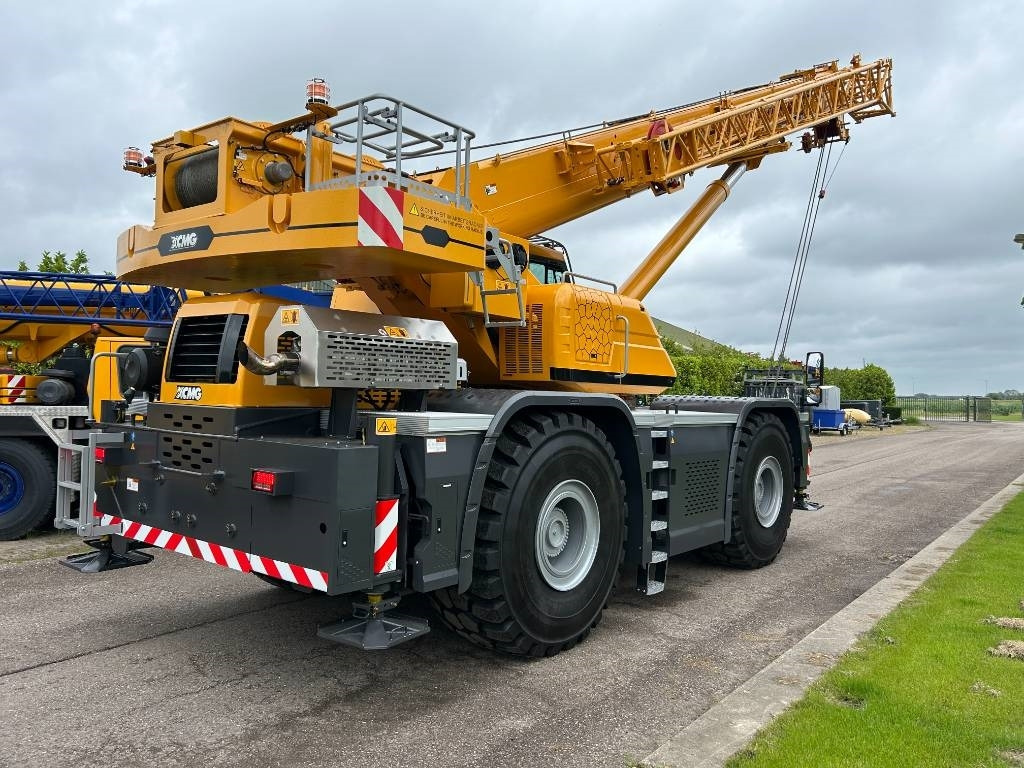 XCMG XCR70_E  - Mobile crane: picture 3 XCMG XCR70_E  - Mobile crane: picture 3