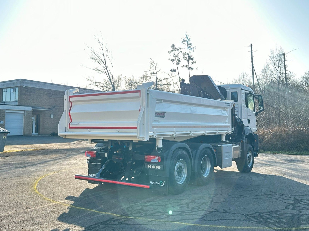 MAN TGS 28.440 6x4-4/3-Seiten- Kipper / Hiab 228-6 - Tipper, Crane truck: picture 4 MAN TGS 28.440 6x4-4/3-Seiten- Kipper / Hiab 228-6 - Tipper, Crane truck: picture 4