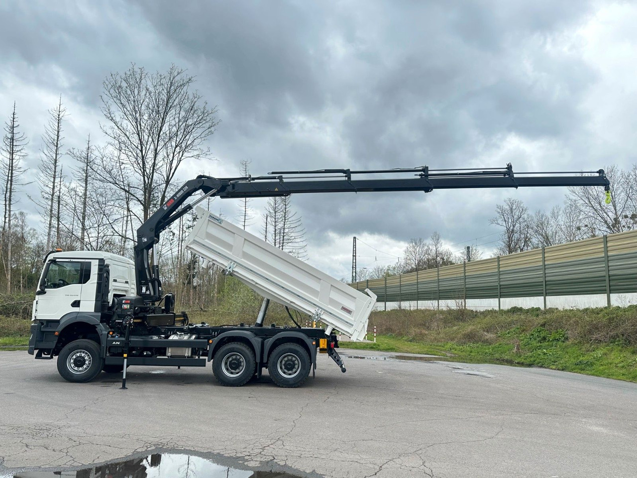 Tipper, Crane truck MAN TGS 33.440 6x6 /3-Seiten- Kipper /  HIAB 228-4: picture 10