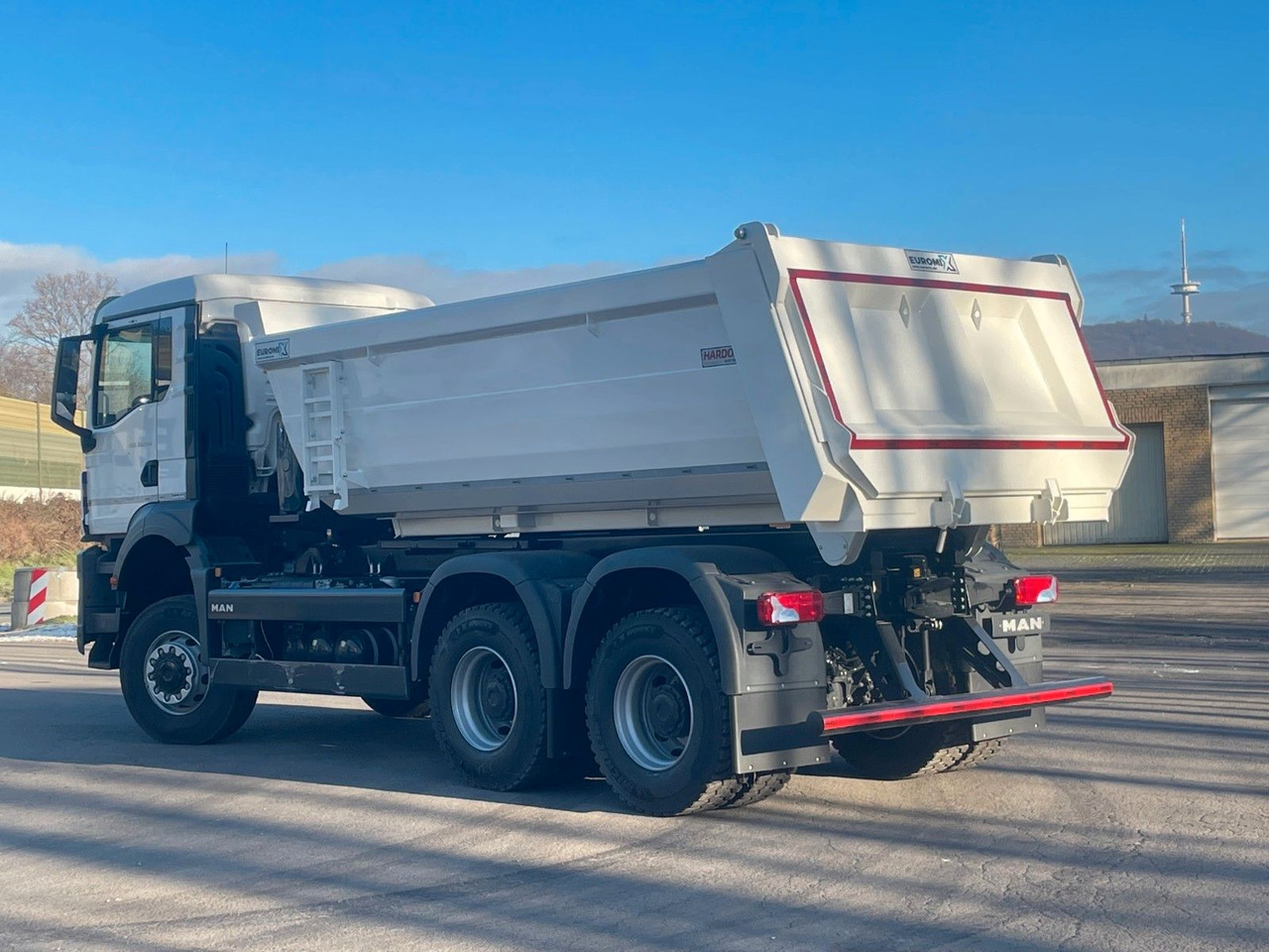 MAN TGS 33.440 6x6 /Euro6e Mulden-Kipper EuromixMTP - Tipper: picture 4 MAN TGS 33.440 6x6 /Euro6e Mulden-Kipper EuromixMTP - Tipper: picture 4