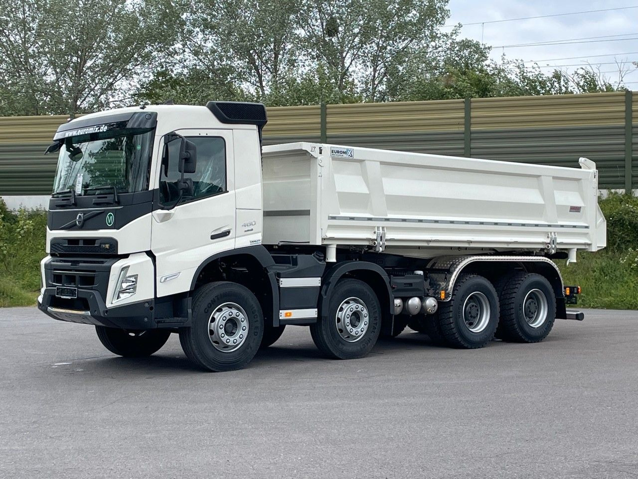 Volvo FMX 460 8x4 / WECHSELSYSTEM KIPPER+MISCHER Volvo FMX 460 8x4 / WECHSELSYSTEM KIPPER+MISCHER - Tipper: picture 5 Volvo FMX 460 8x4 / WECHSELSYSTEM KIPPER+MISCHER Volvo FMX 460 8x4 / WECHSELSYSTEM KIPPER+MISCHER - Tipper: picture 5