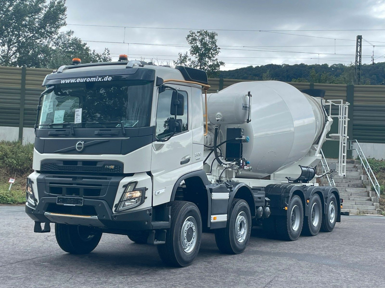 Volvo FMX 500 10x4 / Euromix MTP EM 12 R Euro 6e - Concrete mixer truck: picture 3 Volvo FMX 500 10x4 / Euromix MTP EM 12 R Euro 6e - Concrete mixer truck: picture 3