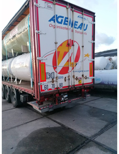 Curtain semi-trailer with used aboveground 2700 &4850L tanks Gas, Gaz, LPG, GPL, Propane, Butane tank ID 8.370 - Tanker semi-trailer: picture 3 Curtain semi-trailer with used aboveground 2700 &4850L tanks Gas, Gaz, LPG, GPL, Propane, Butane tank ID 8.370 - Tanker semi-trailer: picture 3