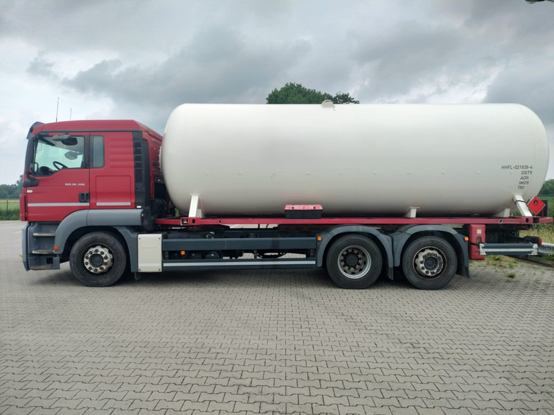 MAN TGS 26.400 6x2-4 LL -26900 L Gas tank truck -Gas, Gaz, LPG, GPL, Propane, Butane tank, Gastank ID 2.168 Rootselaar, flowmeter, pump - Tanker truck: picture 4 MAN TGS 26.400 6x2-4 LL -26900 L Gas tank truck -Gas, Gaz, LPG, GPL, Propane, Butane tank, Gastank ID 2.168 Rootselaar, flowmeter, pump - Tanker truck: picture 4