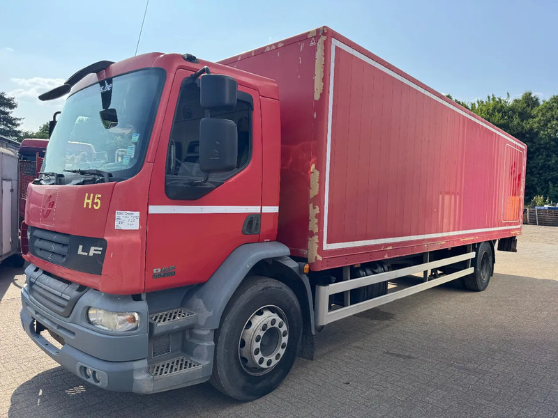 DAF LF 55.220 **MANUAL GEARBOX-EURO 4** - Box truck: picture 1 DAF LF 55.220 **MANUAL GEARBOX-EURO 4** - Box truck: picture 1