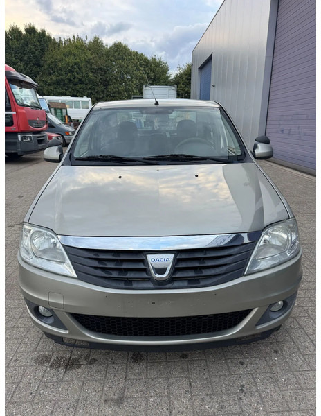 Dacia Logan **EURO 5-AIRCO** - Sedan: picture 2 Dacia Logan **EURO 5-AIRCO** - Sedan: picture 2