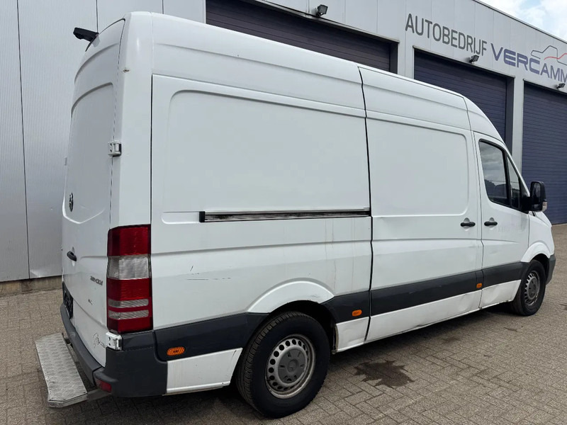 Mercedes-Benz Sprinter 311 **COOLING FOR MEDICATION TRANSPORT-EURO6B-AIRCO** - Refrigerated delivery van: picture 4 Mercedes-Benz Sprinter 311 **COOLING FOR MEDICATION TRANSPORT-EURO6B-AIRCO** - Refrigerated delivery van: picture 4