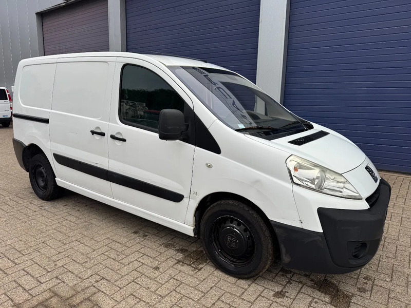 Peugeot Expert **1560CC-EURO 4-AC** - Small van: picture 1 Peugeot Expert **1560CC-EURO 4-AC** - Small van: picture 1