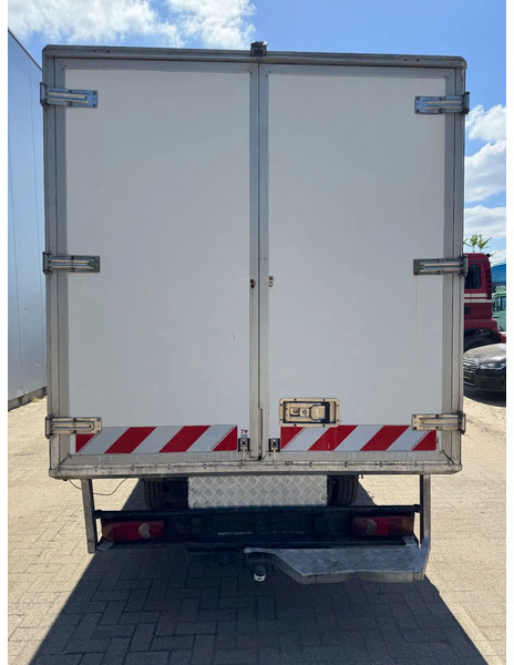 Closed box van Renault Maxity 130: picture 8