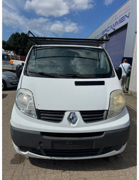 Renault Trafic **DCI115-AC** - Small van: picture 2 Renault Trafic **DCI115-AC** - Small van: picture 2