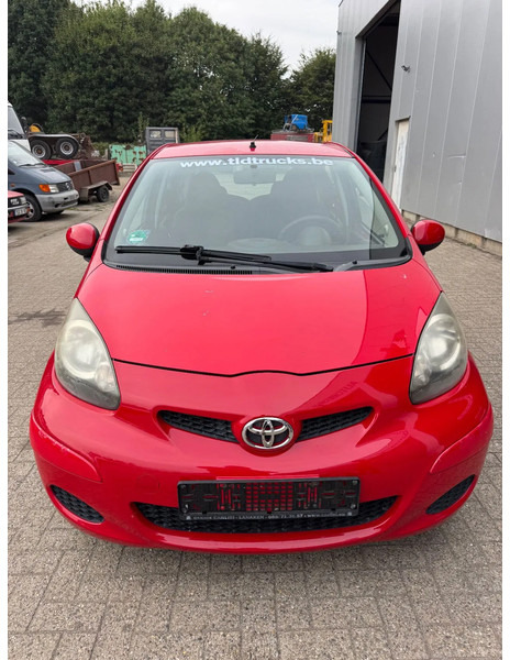 Toyota Aygo **5DOORS-BELGIAN CAR** - Hatchback: picture 2 Toyota Aygo **5DOORS-BELGIAN CAR** - Hatchback: picture 2