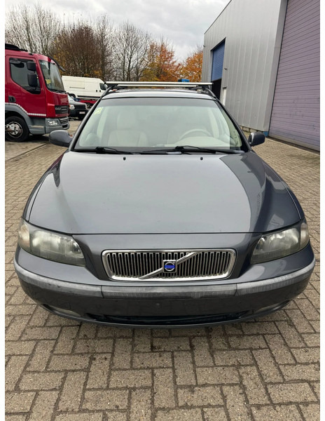 Volvo V70 V70 - Car: picture 3 Volvo V70 V70 - Car: picture 3