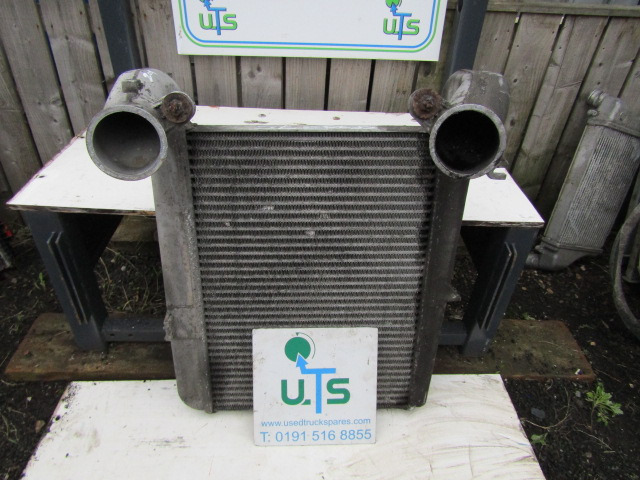 DAF CF 75 INTERCOOLER P/NO 1371318 - Radiator for Truck: picture 2 DAF CF 75 INTERCOOLER P/NO 1371318 - Radiator for Truck: picture 2
