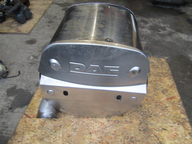 DAF XF 105 EXHAUST DPF/CAT EURO 5 SPEC P/NO 1685172-C1 - Muffler/ Exhaust system for Truck: picture 2 DAF XF 105 EXHAUST DPF/CAT EURO 5 SPEC P/NO 1685172-C1 - Muffler/ Exhaust system for Truck: picture 2