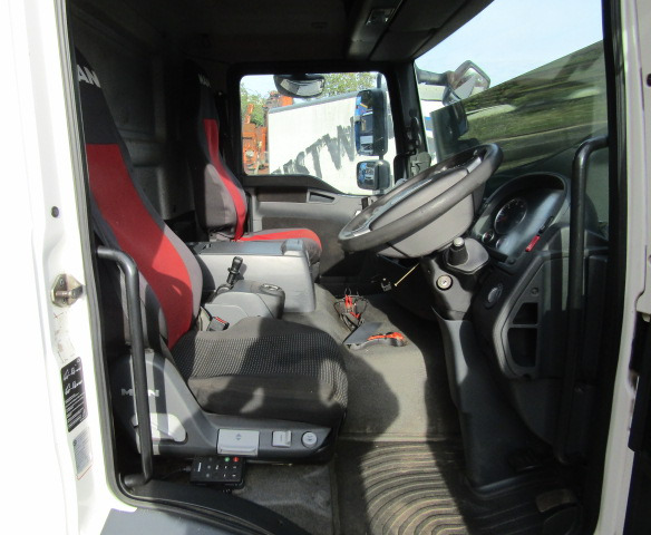 MAN TGM DAY CAB EX 2012 - Cab for Truck: picture 5 MAN TGM DAY CAB EX 2012 - Cab for Truck: picture 5