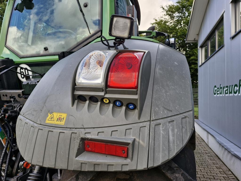 Fendt 826 VARIO PROFI PLUS - Farm tractor: picture 2 Fendt 826 VARIO PROFI PLUS - Farm tractor: picture 2