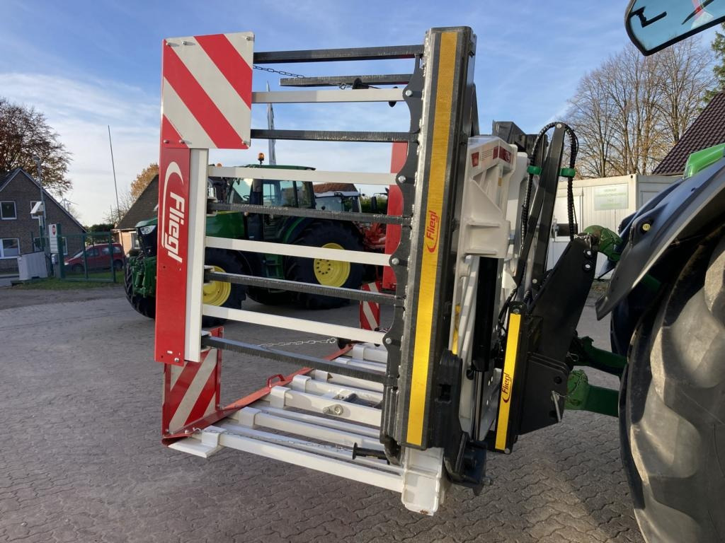 Fliegl Siliergabel - Silage equipment: picture 2 Fliegl Siliergabel - Silage equipment: picture 2
