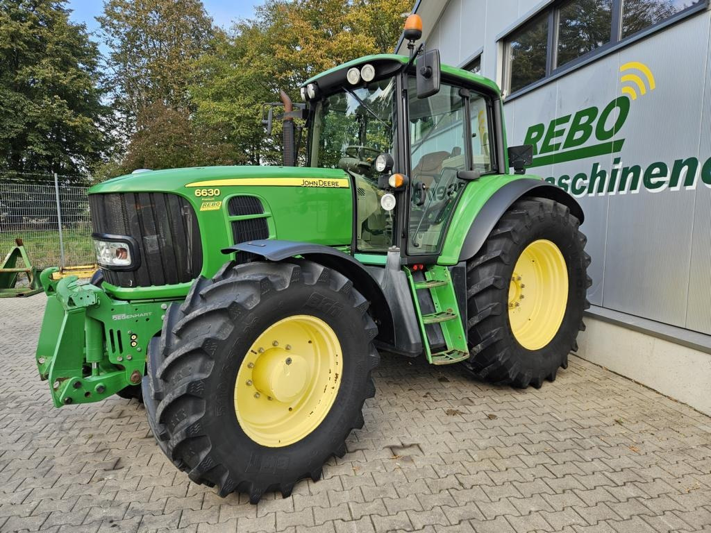 John Deere 6630 Premium - Farm tractor: picture 1 John Deere 6630 Premium - Farm tractor: picture 1