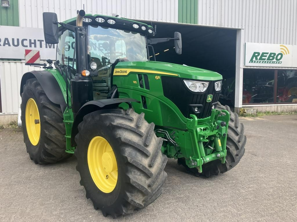 John Deere 6R 185 - Farm tractor: picture 1 John Deere 6R 185 - Farm tractor: picture 1