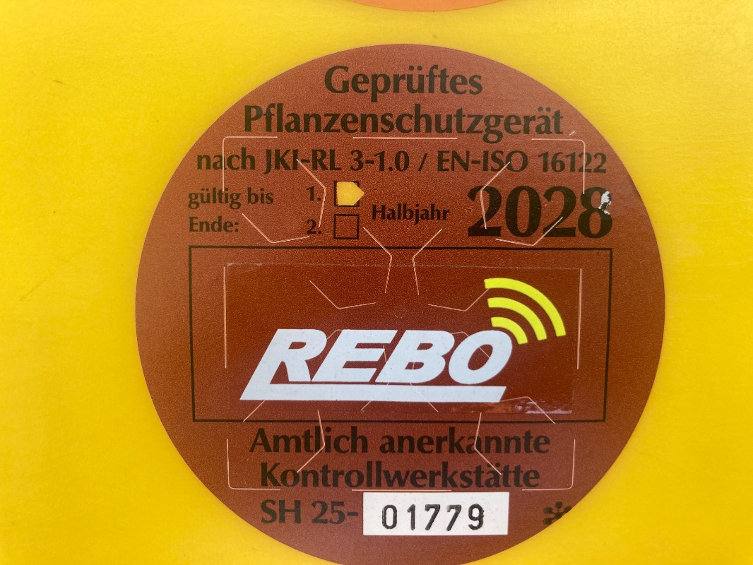 Sprayer John Deere 732: picture 21