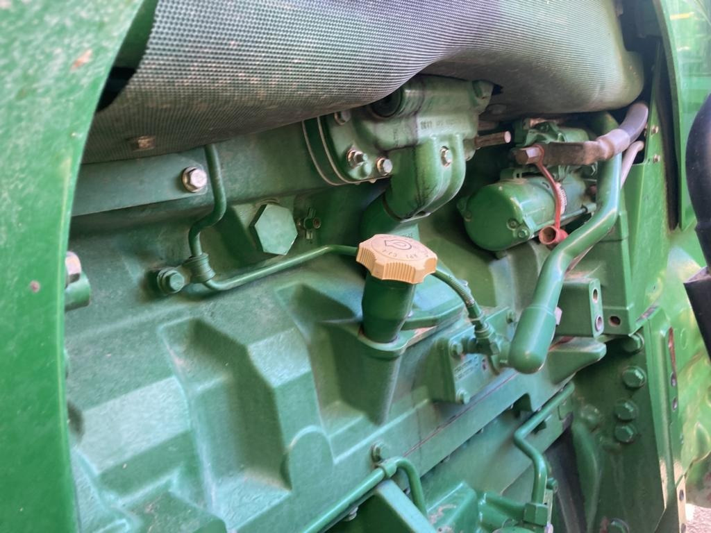John Deere 8345R - Farm tractor: picture 3 John Deere 8345R - Farm tractor: picture 3