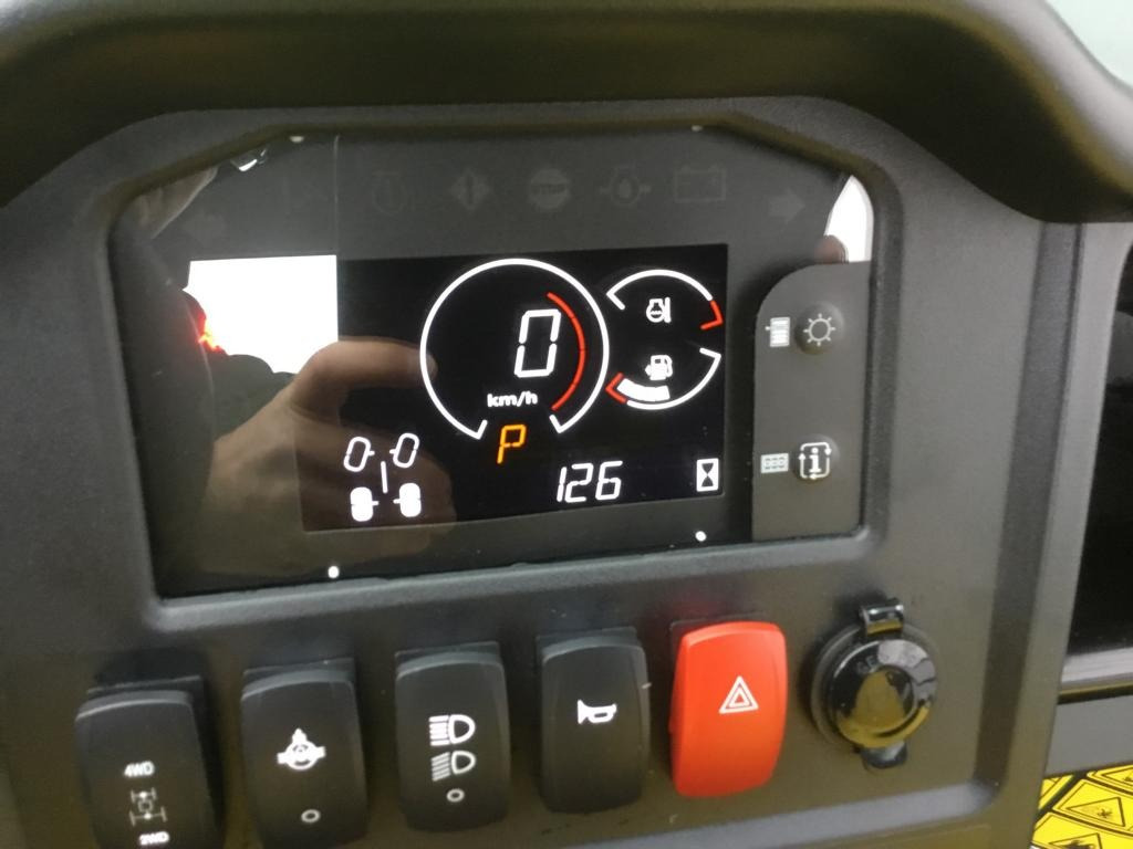 John Deere GATOR HPX 815 E - ATV/ Quad: picture 4 John Deere GATOR HPX 815 E - ATV/ Quad: picture 4