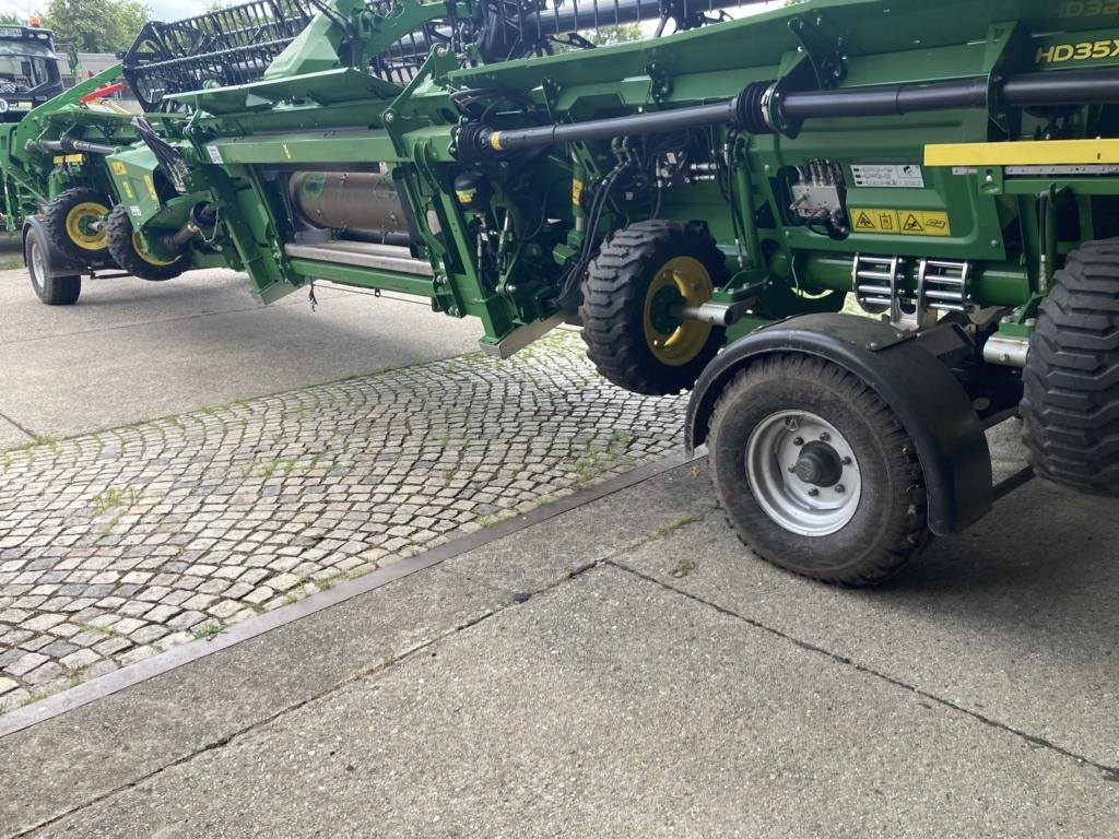 John Deere HD35X - Combine harvester: picture 5 John Deere HD35X - Combine harvester: picture 5