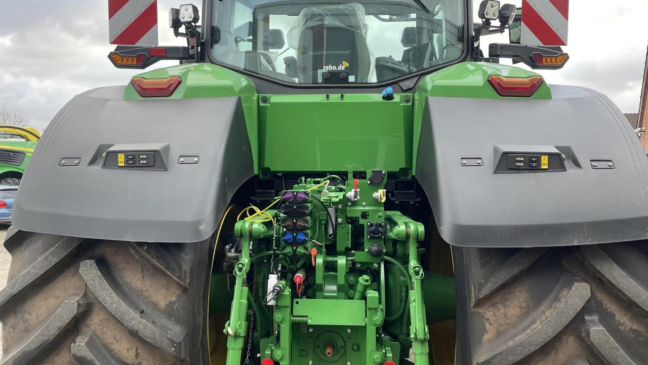 New Farm tractor John Deere TRAKTOR 7R350: picture 28