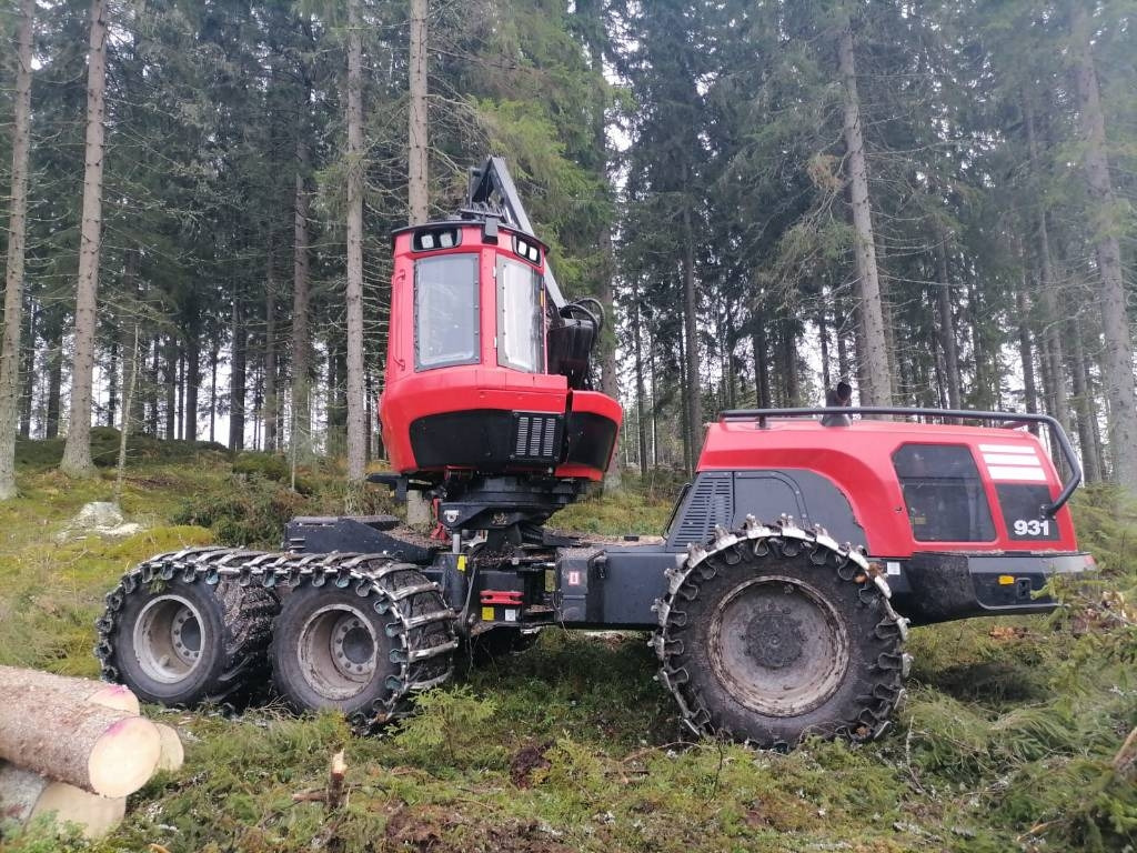 Komatsu 931  - Forestry harvester: picture 2 Komatsu 931  - Forestry harvester: picture 2