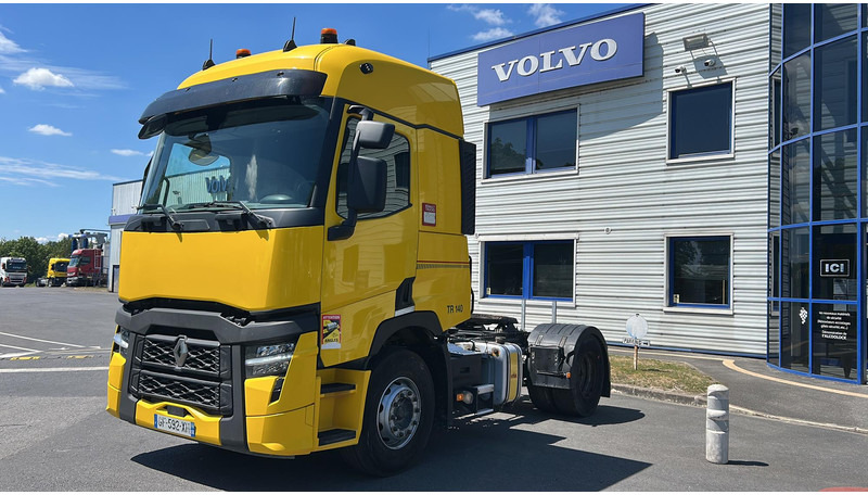Renault T - Tractor unit: picture 1 Renault T - Tractor unit: picture 1