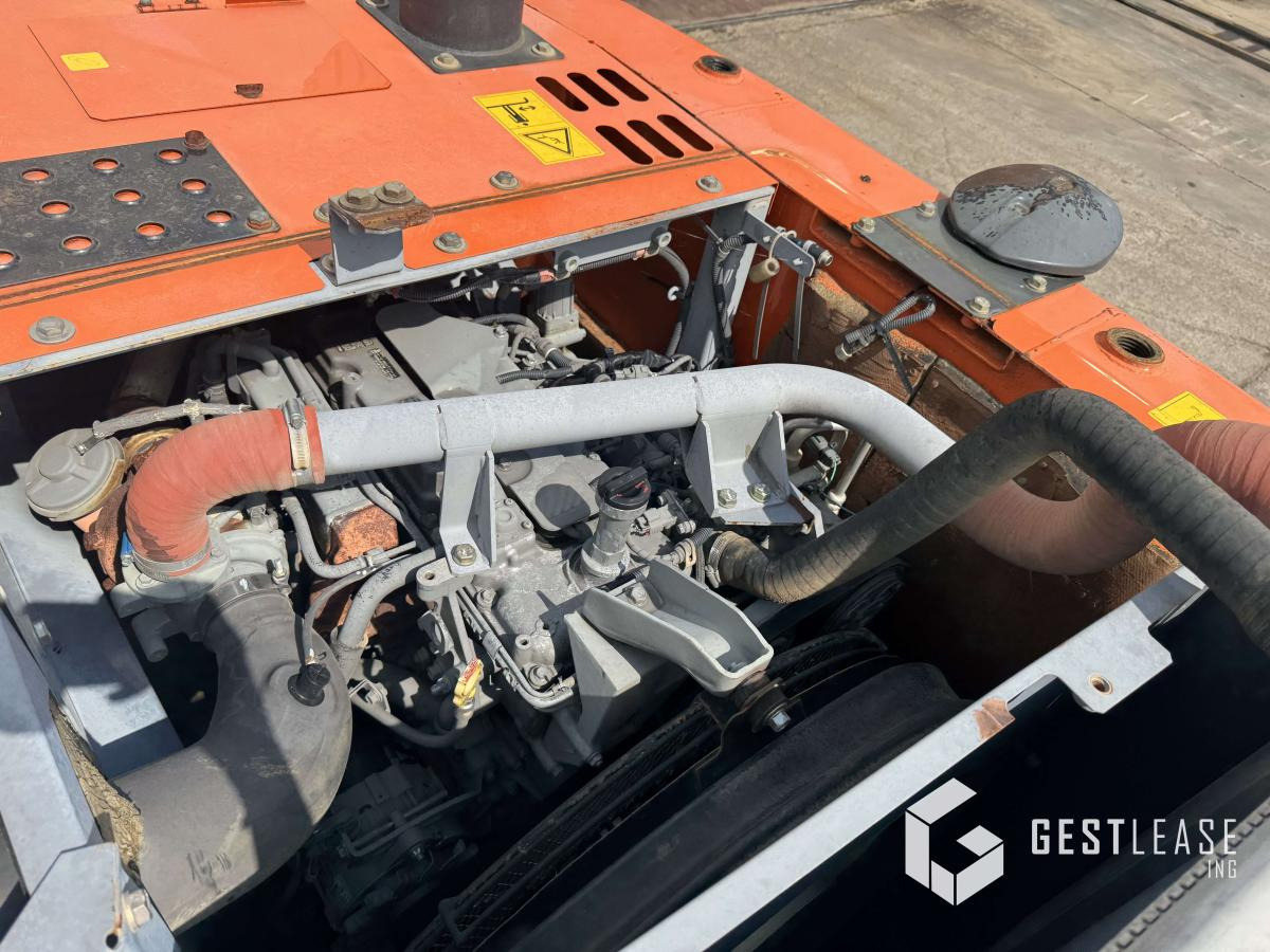 Crawler excavator Hitachi ZX180LC-5B: picture 19