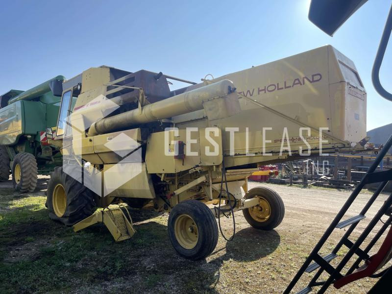 New Holland CLAYSON 1540 - Combine harvester: picture 3 New Holland CLAYSON 1540 - Combine harvester: picture 3