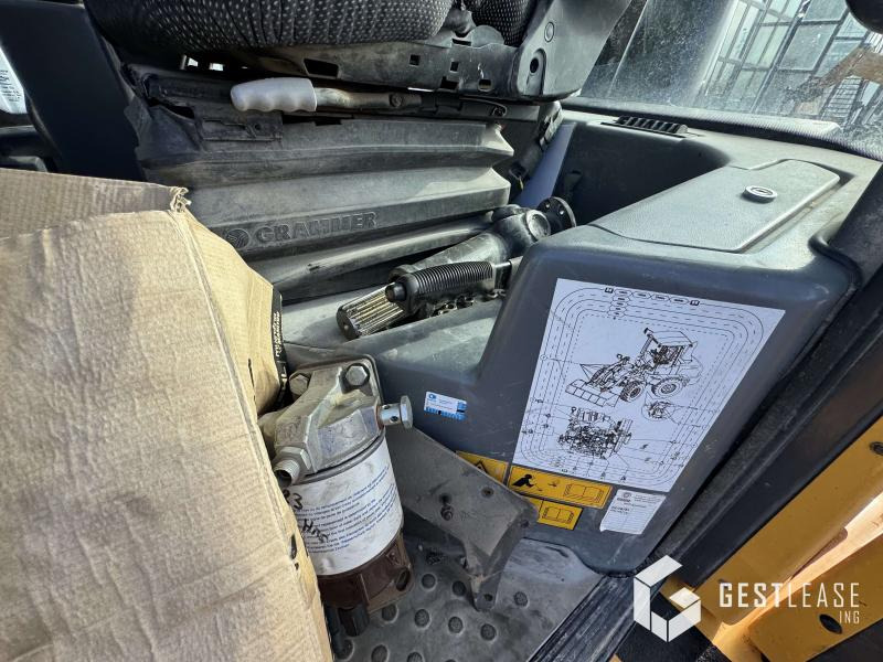 Wheel loader Volvo L30G: picture 16