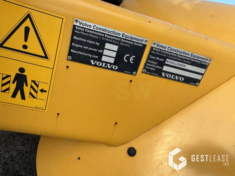 Wheel loader Volvo L30G: picture 7