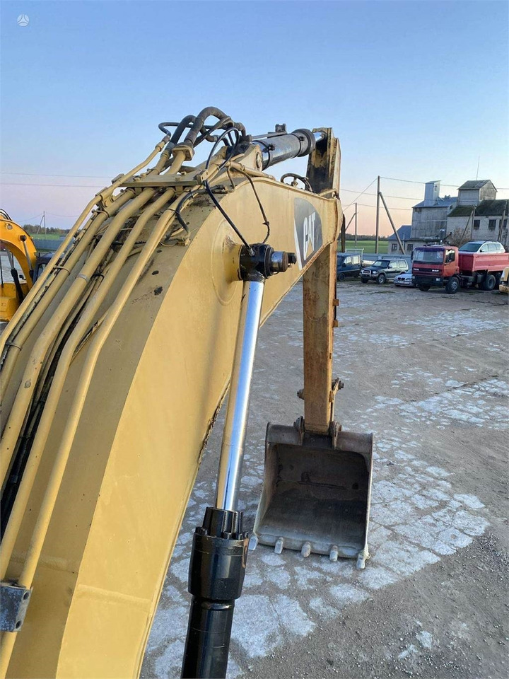 Crawler excavator CAT 323 DLN: picture 17